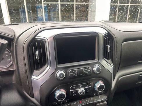 Used 2021 GMC Sierra 1500 SLT w/ SLT Premium Plus Package AWD/4WD image 13