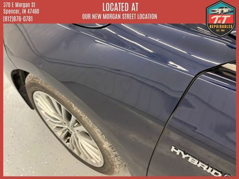 Used 2021 Toyota Avalon Limited w/ Advanced Safety Package FWD image 18