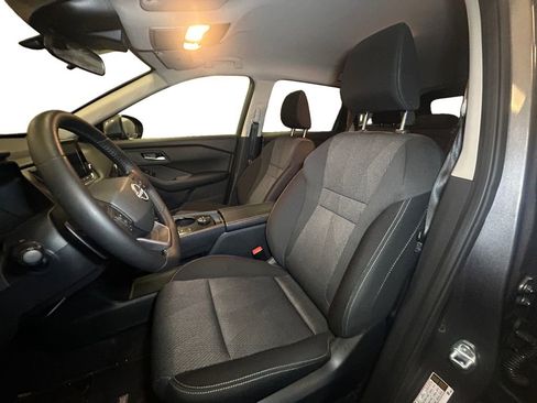 Used 2026 Nissan Rogue SV image 10