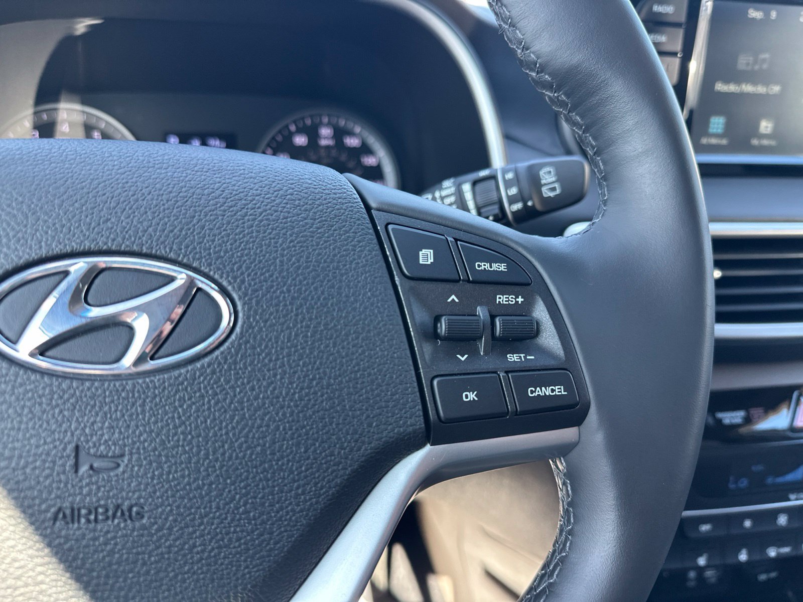 Used 2021 Hyundai Tucson Limited AWD/4WD image 49