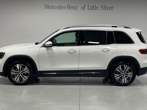 Used 2026 Mercedes-Benz GLB 250 4MATIC image 2