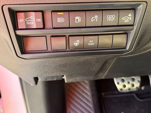 Used 2022 Toyota Tundra 1794 Edition image 36