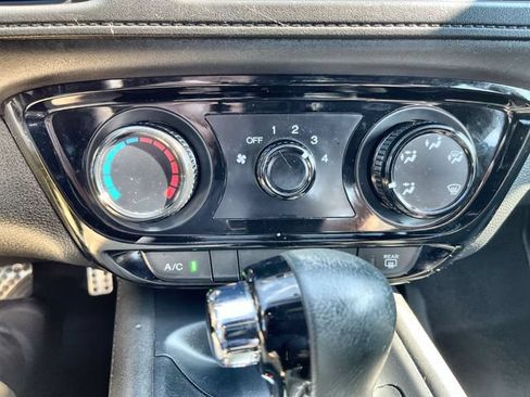 Used 2019 Honda HR-V Sport image 18
