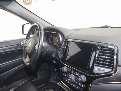 Used 2020 Jeep Grand Cherokee Limited X image 45