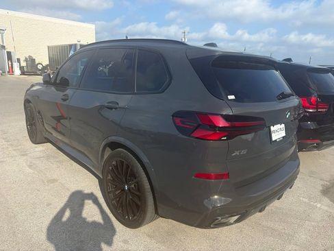 Certified 2026 BMW X5 sDrive40i w/ M Sport Package RWD image 3