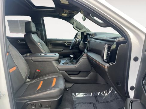 Used 2022 GMC Sierra 1500 AT4 w/ AT4 Premium Package image 15