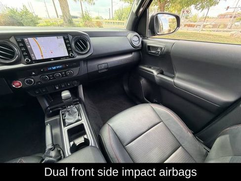 Used 2021 Toyota Tacoma TRD Pro AWD/4WD image 12