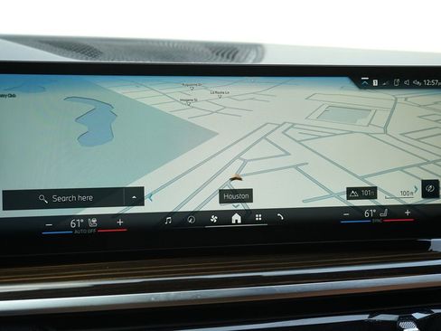 Used 2026 BMW X6 xDrive40i image 9