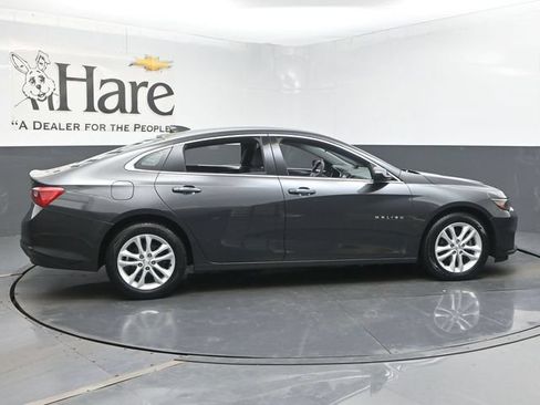 Used 2018 Chevrolet Malibu LT FWD image 49