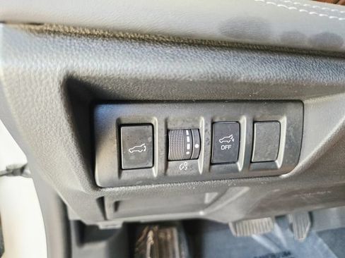 Used 2020 Subaru Outback Touring XT AWD/4WD image 30