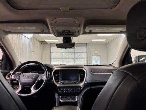 Used 2022 GMC Acadia Denali w/ Black Diamond Edition image 23