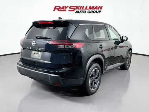 Used 2025 Nissan Rogue SV FWD image 7
