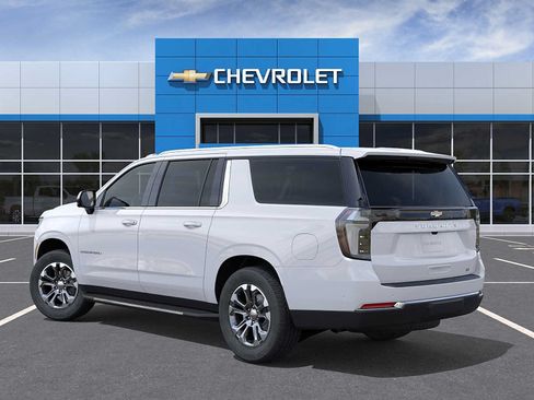 New 2026 Chevrolet Suburban LT w/ Comfort Package AWD/4WD image 3