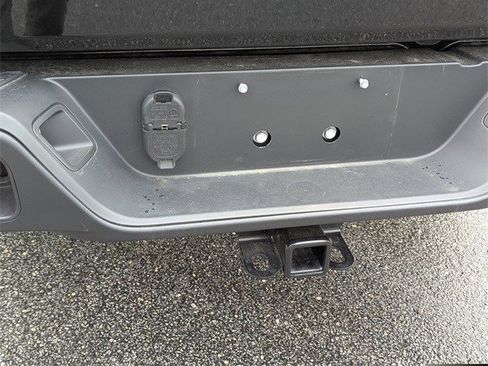 Used 2023 Jeep Gladiator Mojave w/ Cold Weather Group image 28