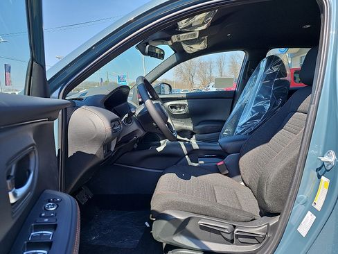 New 2026 Honda HR-V Sport image 6