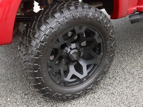 Used 2022 Ford F150 Lariat w/ Equipment Group 502A High image 8