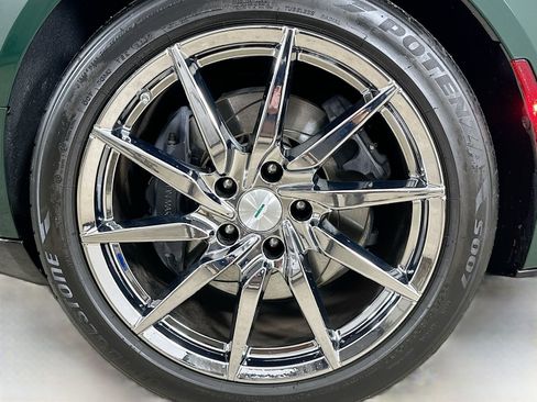 Used 2017 Aston Martin DB11 V12 RWD image 41