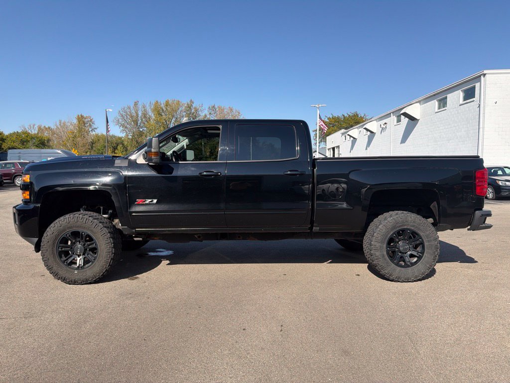 Used 2019 Chevrolet Silverado 2500 LTZ w/ Duramax Plus Package AWD/4WD image 6