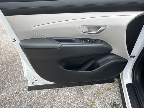 Certified 2025 Hyundai Tucson SEL image 10