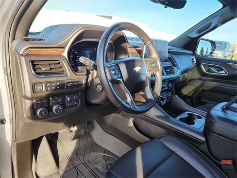 Certified 2024 Chevrolet Suburban High Country image 10