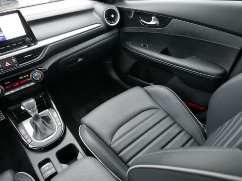 Certified 2023 Kia Forte GT-Line w/ GT-Line Premium Package image 11