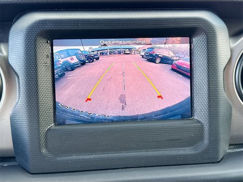 Used 2021 Jeep Wrangler Unlimited Sport image 14