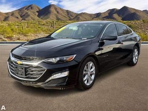 Used 2021 Chevrolet Malibu LT image 2