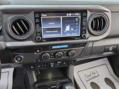 Used 2022 Toyota Tacoma TRD Off-Road w/ Technology Package image 17