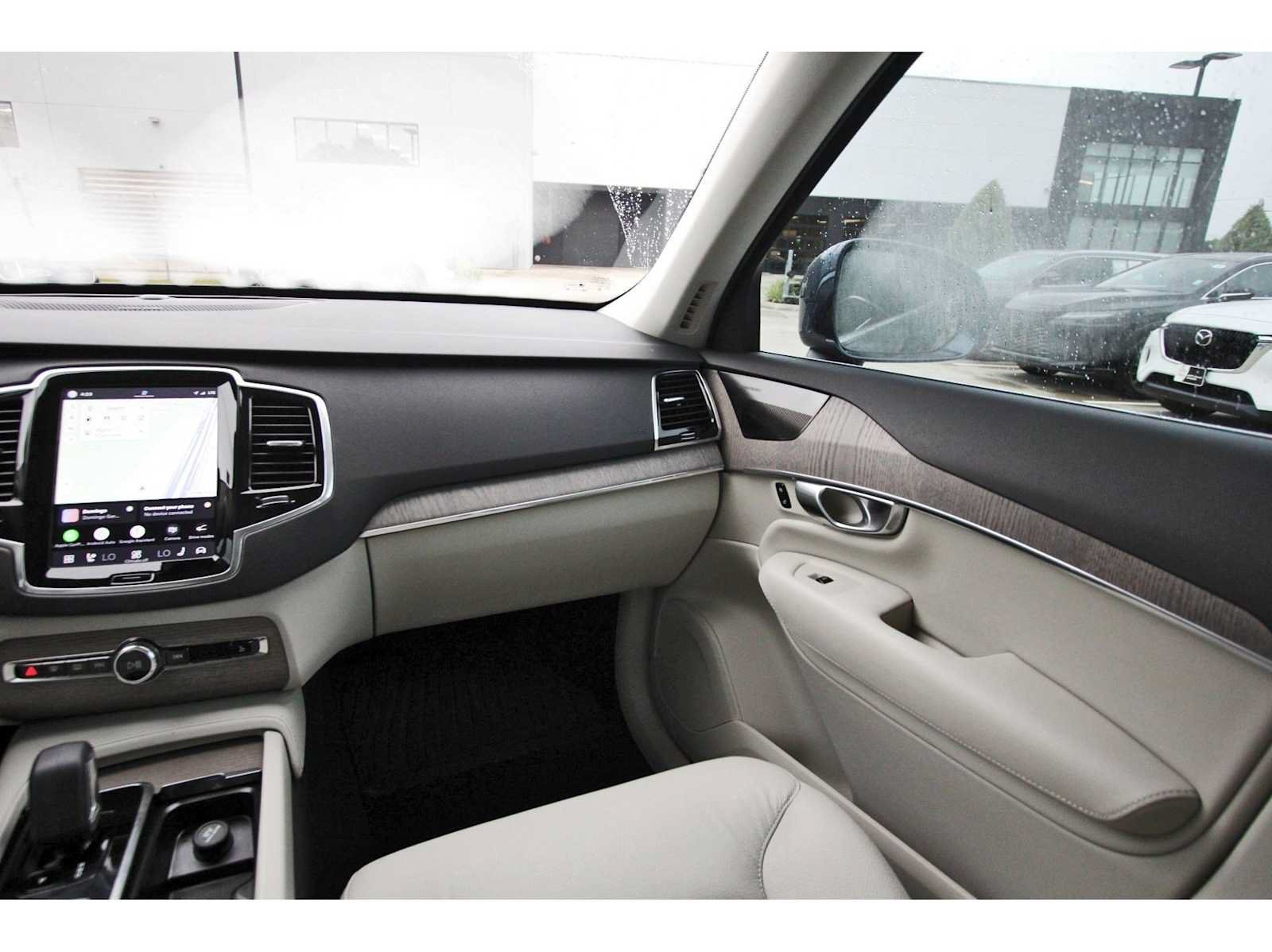 Used 2023 Volvo XC90 B6 Plus w/ Protection Package Premier AWD/4WD image 8