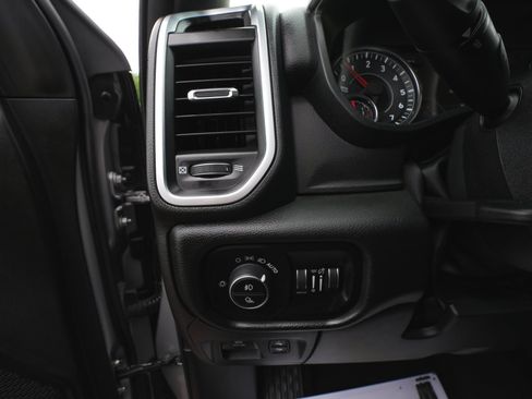 Used 2025 RAM 1500 Big Horn AWD/4WD image 14