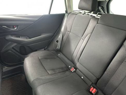 Used 2022 Subaru Outback Premium image 14