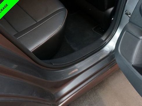 Certified 2023 Nissan Sentra SR w/ SR Premium Package image 47