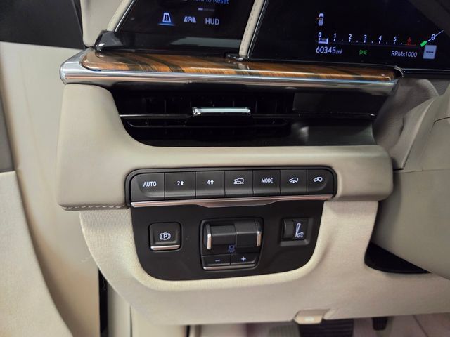 Used 2023 Cadillac Escalade ESV Sport Platinum AWD/4WD image 33