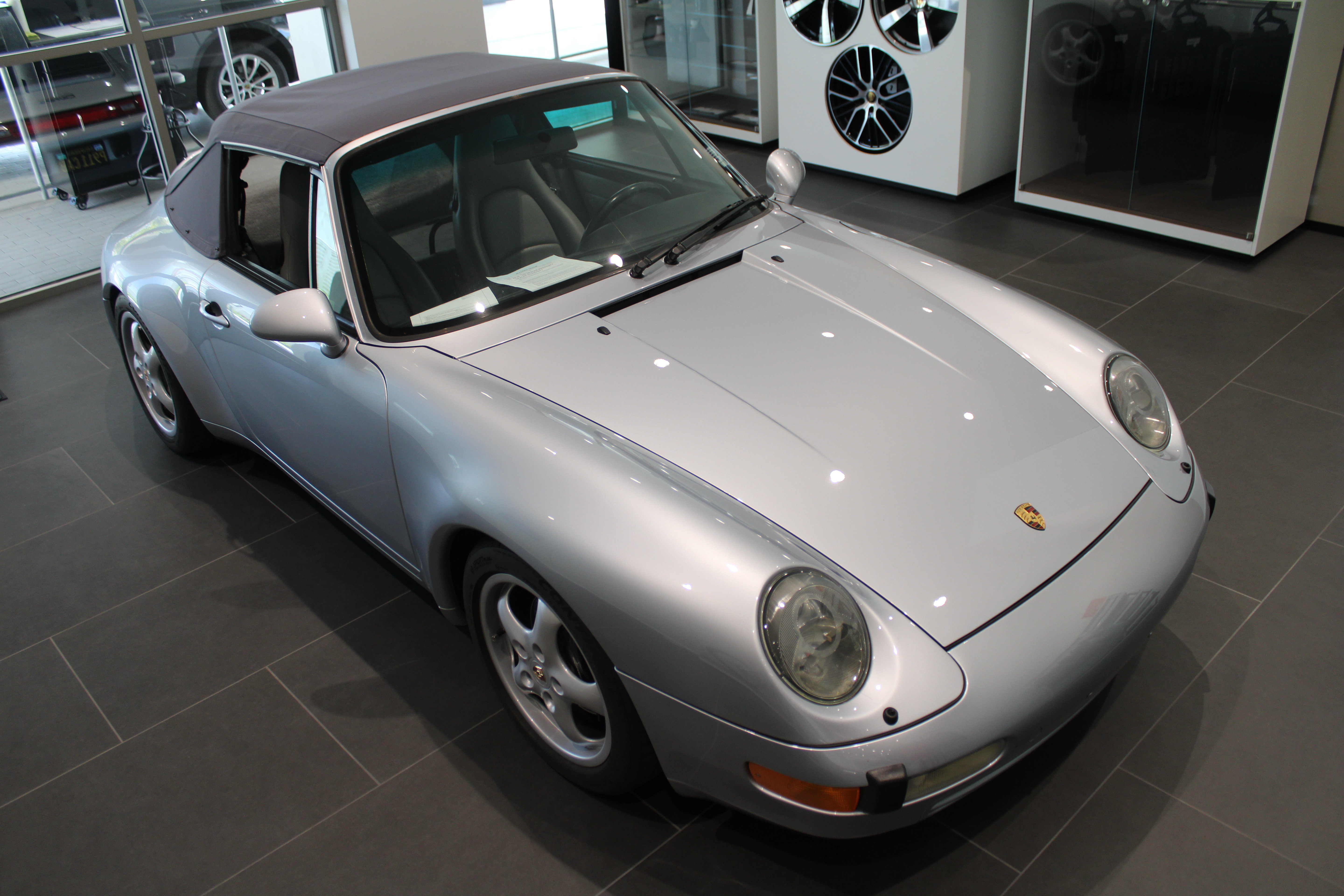 Used 1996 Porsche 911 Carrera RWD image 97