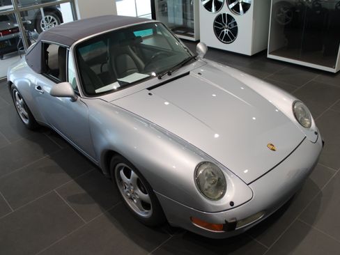 Used 1996 Porsche 911 Cabriolet image 97