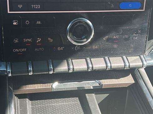 New 2024 GMC Acadia Denali w/ LPO, Floor Liner Package image 20