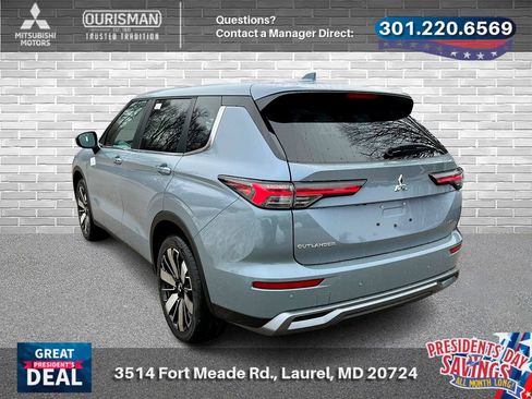 New 2026 Mitsubishi Outlander LE image 3