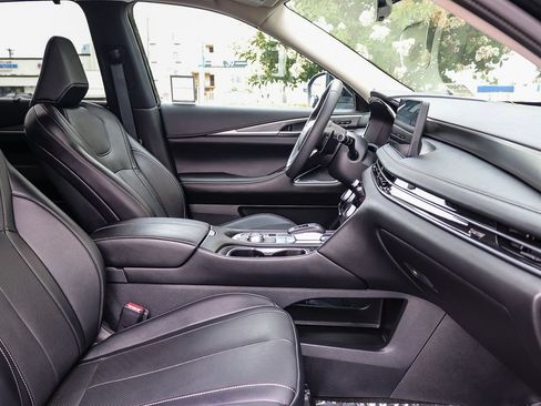 Certified 2024 INFINITI QX60 Luxe w/ Performance Audio Package FWD image 16