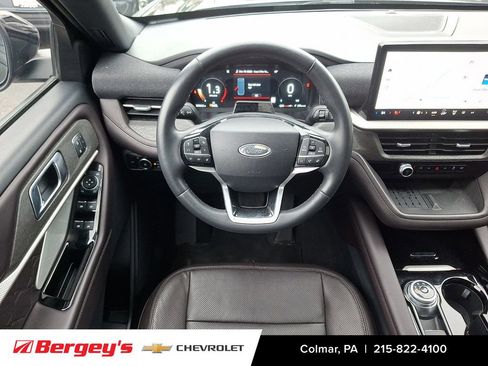 Used 2025 Ford Explorer Platinum w/ LUX Leather Package AWD/4WD image 15