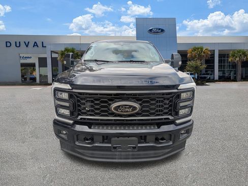 New 2025 Ford F250 Lariat w/ Black Appearance Package image 9