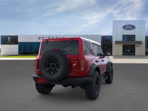 New 2026 Ford Bronco Badlands w/ Sasquatch Package AWD/4WD image 8