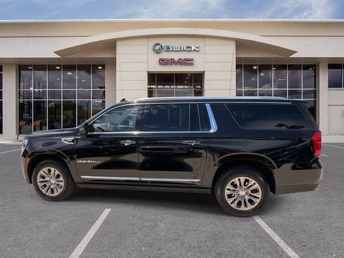 Certified 2023 GMC Yukon XL Denali w/ Max Trailering Package AWD/4WD image 8