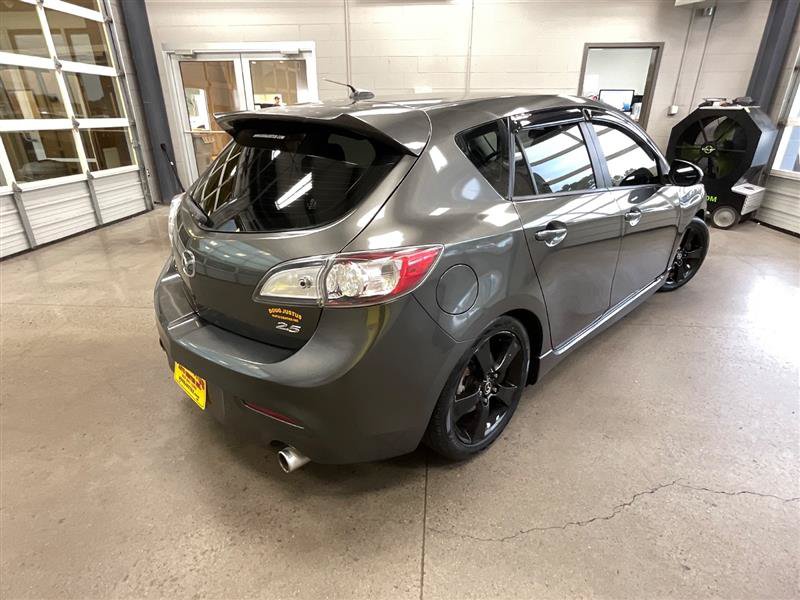 Used 2011 MAZDA MAZDA3 s Grand Touring w/ Tech Pkg FWD image 5