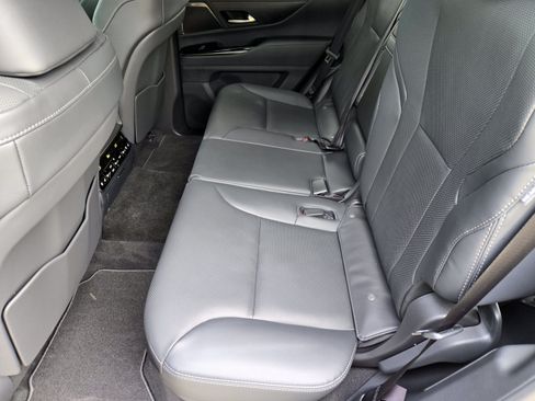 New 2026 Lexus LX 700h Luxury AWD/4WD image 18