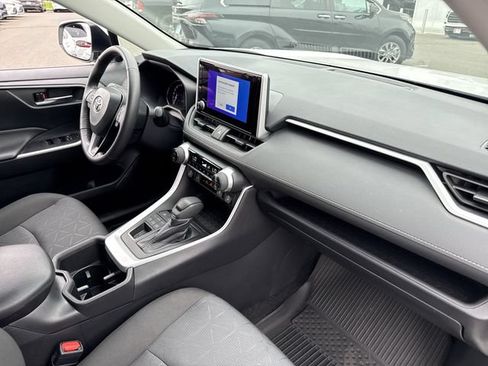 Used 2024 Toyota RAV4 XLE w/ Convenience Package AWD/4WD image 33