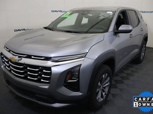 Used 2026 Chevrolet Equinox LT AWD/4WD image 12