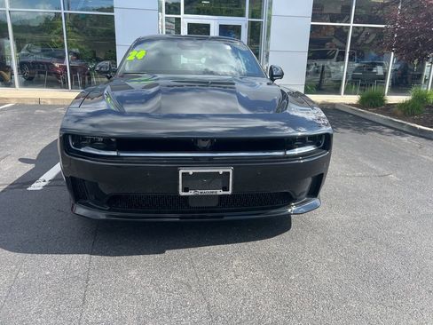 New 2024 Dodge Charger R/T w/ Plus Group image 8