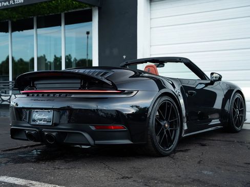 Used 2026 Porsche 911 GTS image 4