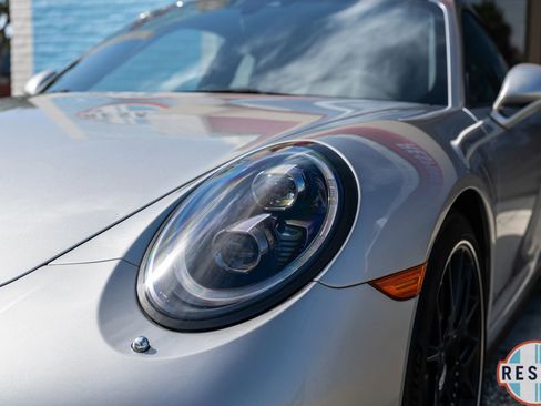Used 2017 Porsche 911 Carrera 4S image 21