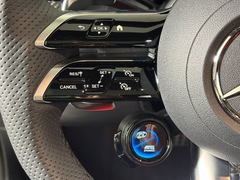 Certified 2026 Mercedes-Benz GLC 43 AMG 4MATIC image 19